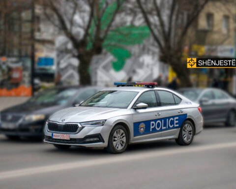 Policia, Vetura E Policisë 1 Shënjestër.net