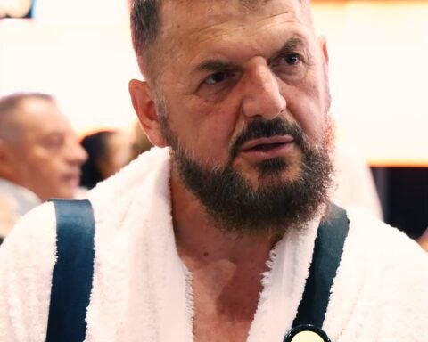 Do Të Doja Të Ishte Me Mua Bashkë, Hoxhë Shefqet Krasniqi Në Haxh Bedel Për Vëllain