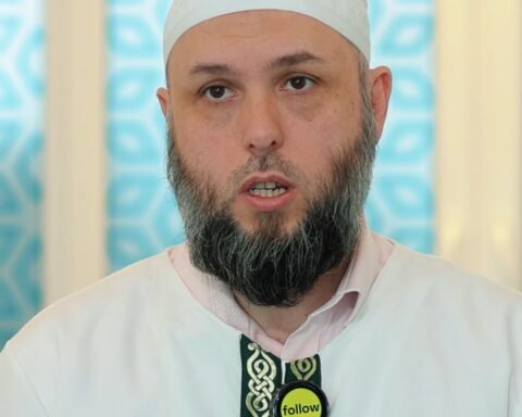 651073530 2163505461148338 7733636463940150834 N