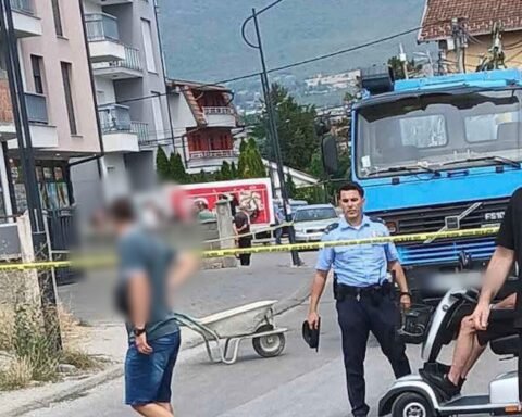 85 Vjeçari Në Karrocë Humb Jetën, U Godit Nga Kamioni Në Pejë