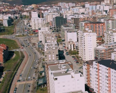 9 Miliardë Euro 180 Mijë Banesa: Kapitali I Vde:kur I Diasporës