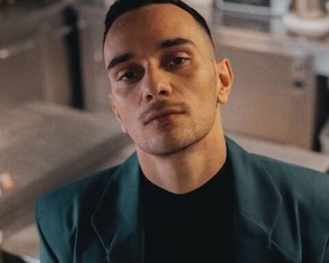 Buta Kapet Me Dro:gë Dhe Ar:më, Ndodhet Në Parabur:gim