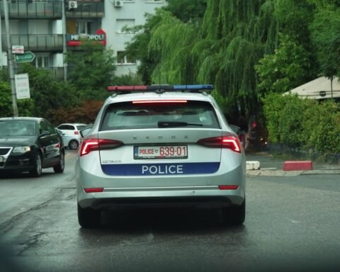 Gjendet I Groposur Një Trup I Pajetë Në Lipjan, Dyshohet Për Vra:sje Të Rëndë