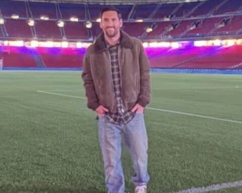Messi Rikthehet Në Camp Nou, A Do Ta Veshë Sërish Fanellën E Barcelonës?