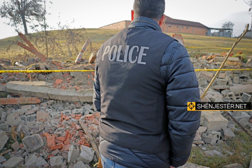 Policia Gjakove (1)