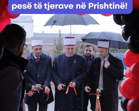 Rinovohet Xhamia Në Arbëri, Premtohet Ndërtimi Edhe I Pesë Të Tjerave Në Prishtinë!