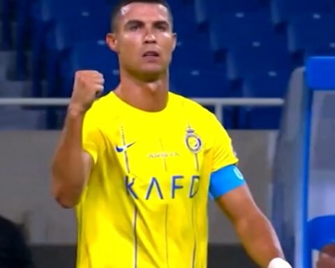 Ronaldo Vetshpallet Lojtari Më I Mirë Në Histori Të Futbollit!
