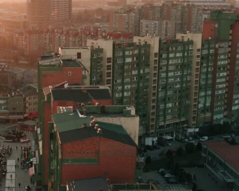 Sa është Qiraja Në Prishtinë E Fushë Kosovë?
