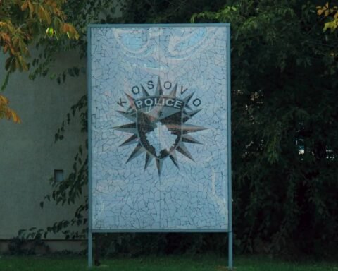 Vd:es Punëtori Në Ferizaj, U Rrëzua Në Vendin E Punës