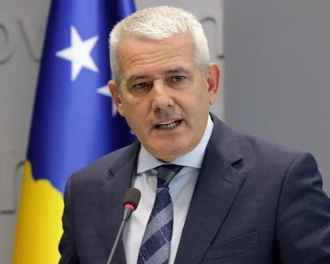 Xhelal Svecla Konference Foto Ridvan Slivova 1 E1630915051434