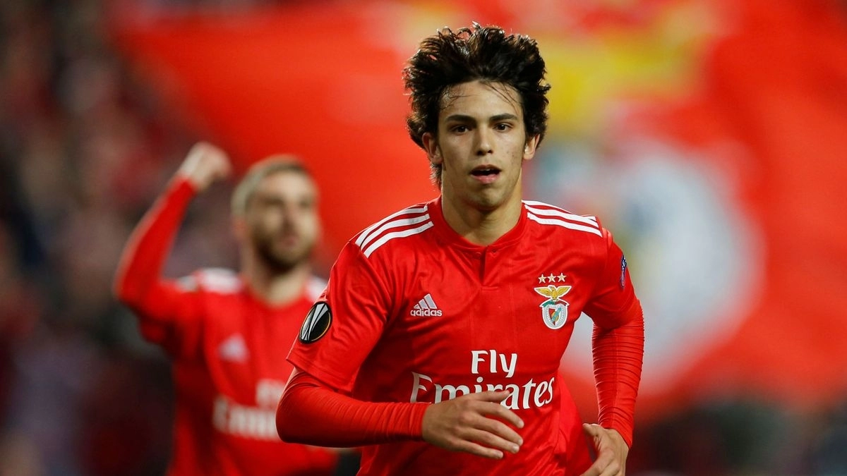 Oferta Benfica Cerrar Fichaje Joao Felix.jpg